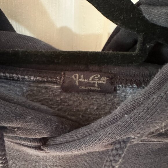 Brandy Melville John Galt Navy Yosemite Sierra Nevada Hoodie - Picture 3 of 4